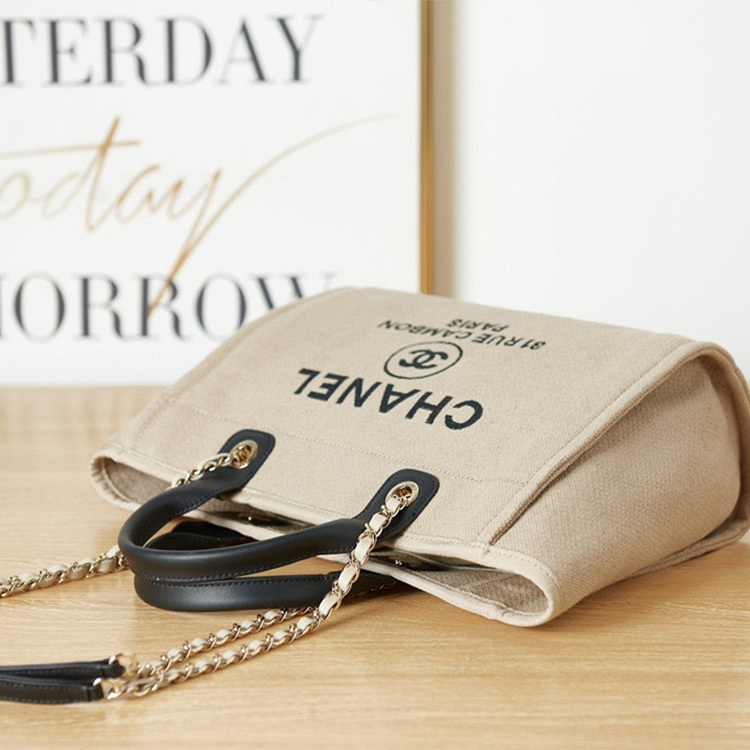 CHANEL SHOPPING BAG