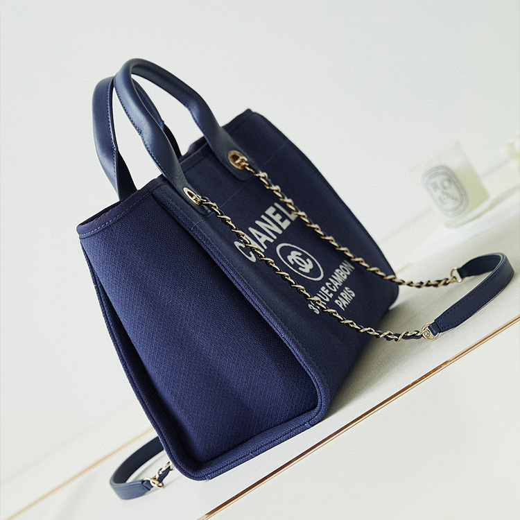 CHANEL SHOPPING BAG