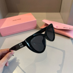 MIUMIU Sunglasses