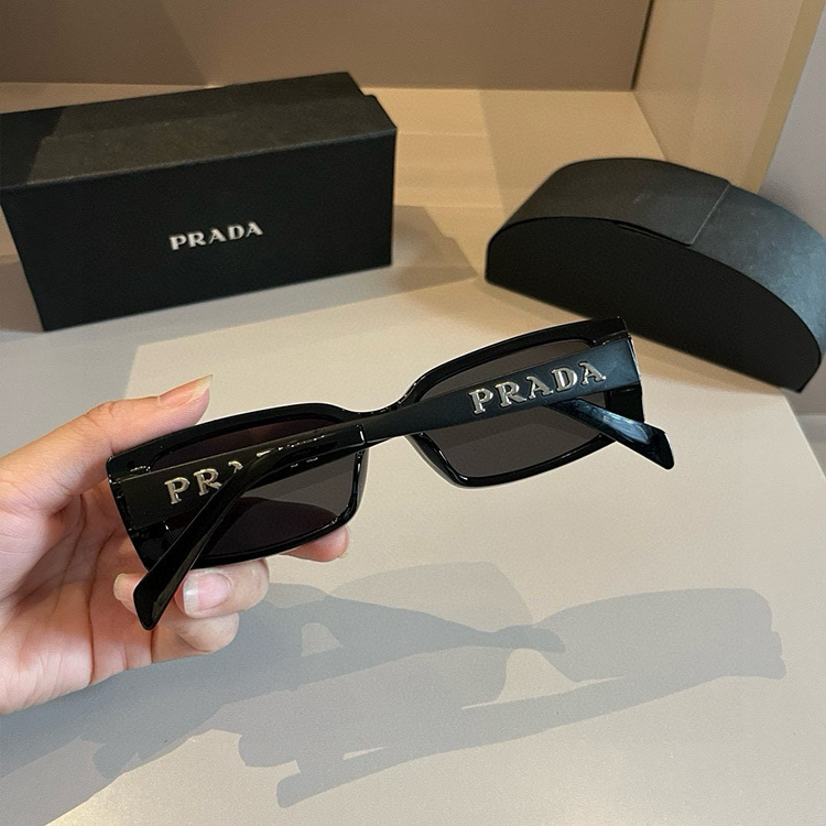 PRADA Women&Men Sunglasses