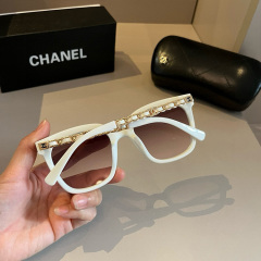 CHANEL Women's Fashion Sunglasses