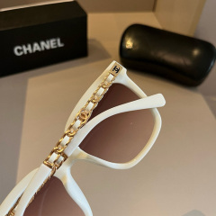 CHANEL Women's Fashion Sunglasses