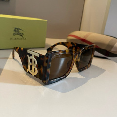 BURBERRY Women's Fashion Sunglasses