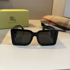 BURBERRY Women's Fashion Sunglasses