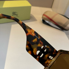 BURBERRY Women's Fashion Sunglasses