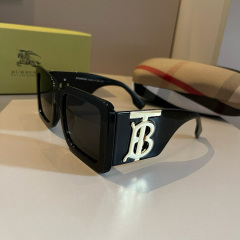 BURBERRY Women's Fashion Sunglasses