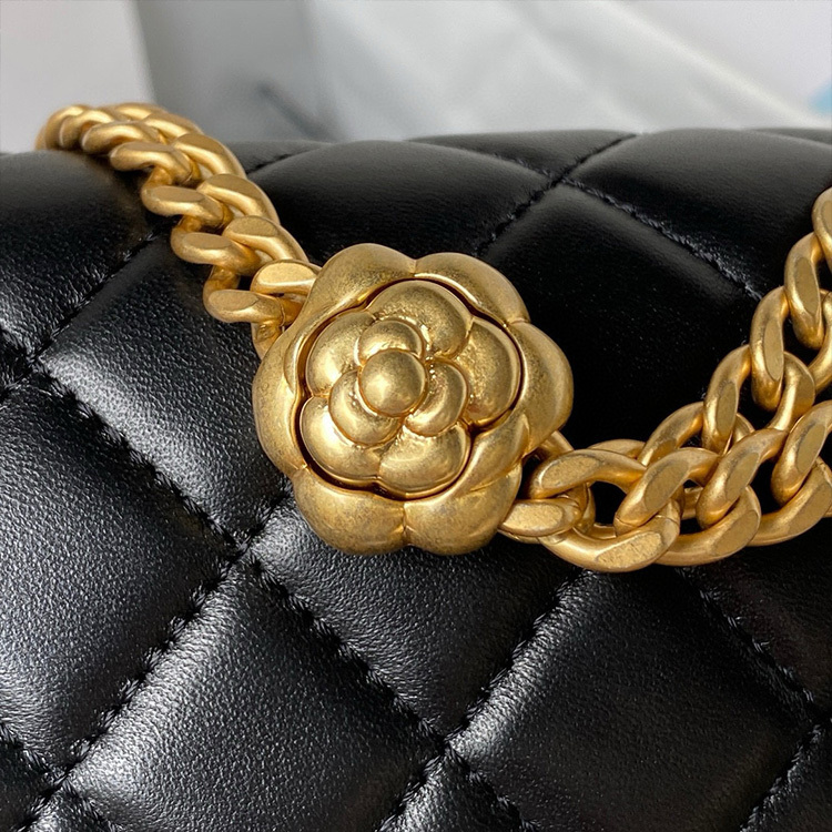 CHANEL Shoulder Bag