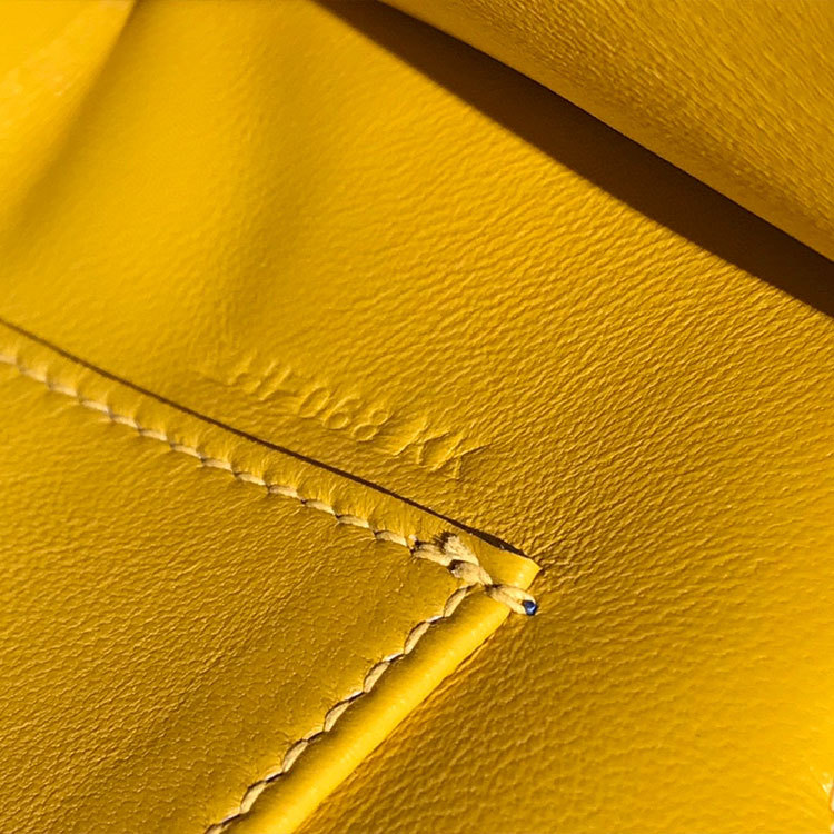 HERMES 𝖪𝖾𝗅𝗅𝗒 𝖯𝗈𝖼𝗁𝖾𝗍𝗍𝖾 Handbag