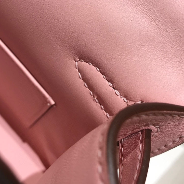 HERMES 𝖪𝖾𝗅𝗅𝗒 𝖯𝗈𝖼𝗁𝖾𝗍𝗍𝖾 Handbag