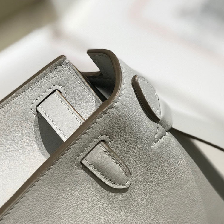HERMES 𝖪𝖾𝗅𝗅𝗒 𝖯𝗈𝖼𝗁𝖾𝗍𝗍𝖾 Handbag