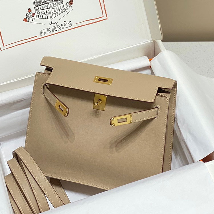 HERMES Kelly Danse Handbag