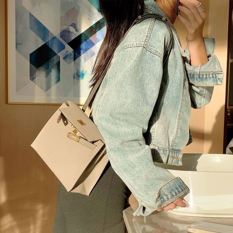 HERMES Kelly Danse Handbag