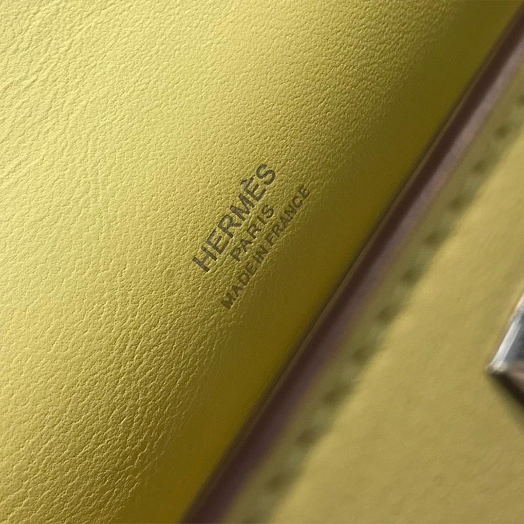HERMES 𝖪𝖾𝗅𝗅𝗒 𝖯𝗈𝖼𝗁𝖾𝗍𝗍𝖾 Handbag