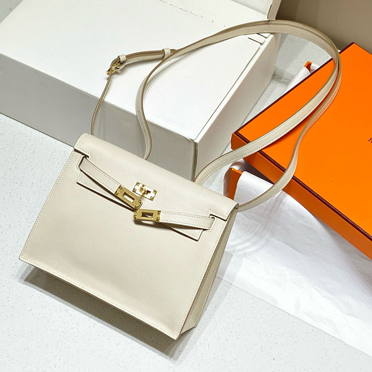 HERMES Kelly Danse Handbag