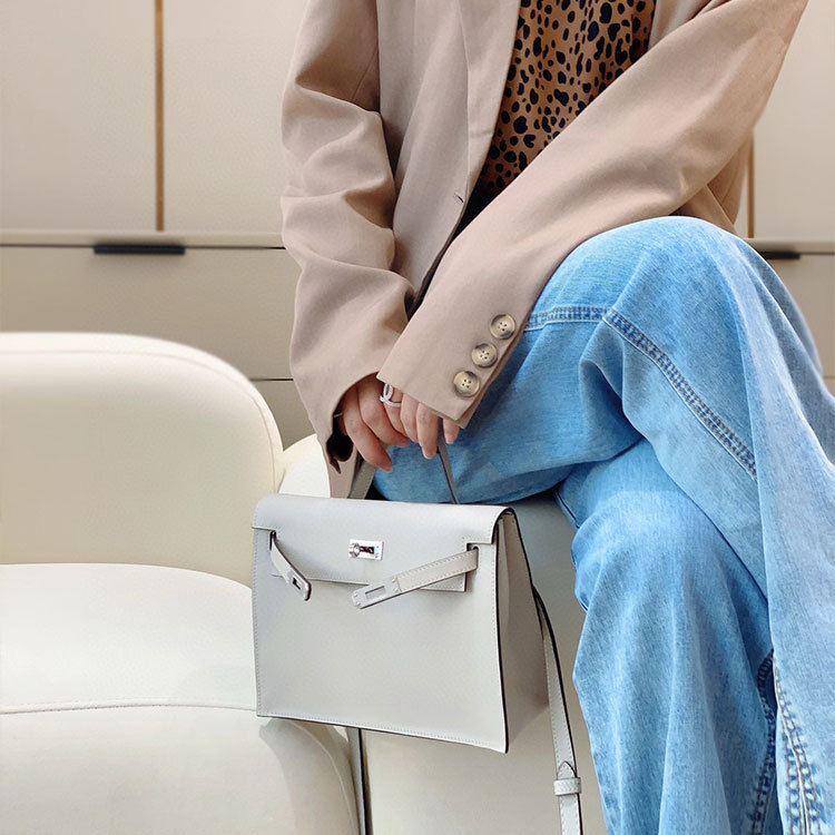 HERMES Kelly Danse Handbag
