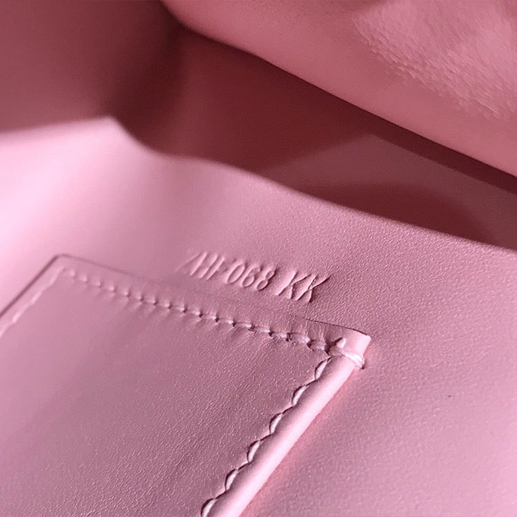 HERMES 𝖪𝖾𝗅𝗅𝗒 𝖯𝗈𝖼𝗁𝖾𝗍𝗍𝖾 Handbag