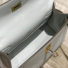 HERMES 𝖪𝖾𝗅𝗅𝗒 𝖯𝗈𝖼𝗁𝖾𝗍𝗍𝖾 Handbag