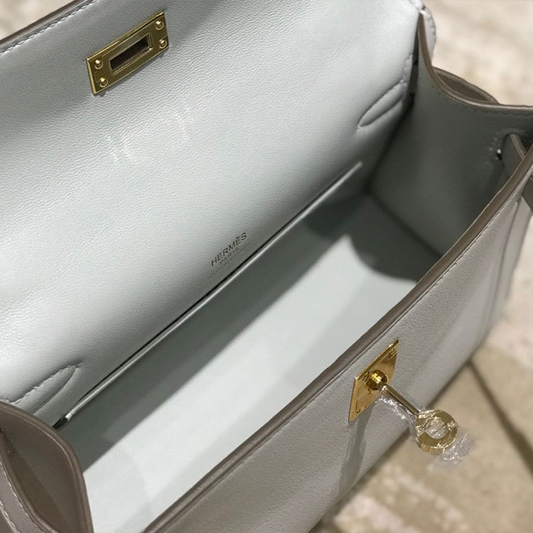 HERMES 𝖪𝖾𝗅𝗅𝗒 𝖯𝗈𝖼𝗁𝖾𝗍𝗍𝖾 Handbag