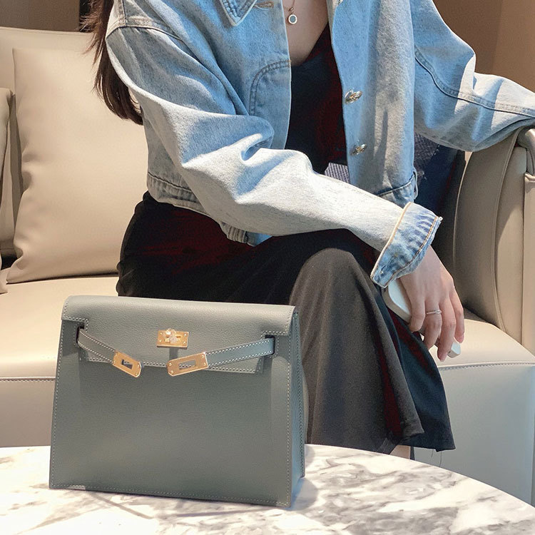 HERMES Kelly Danse Handbag