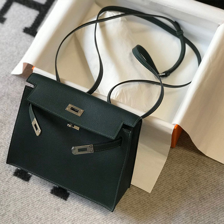 HERMES Kelly Danse Handbag