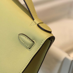 HERMES 𝖪𝖾𝗅𝗅𝗒 𝖯𝗈𝖼𝗁𝖾𝗍𝗍𝖾 Handbag