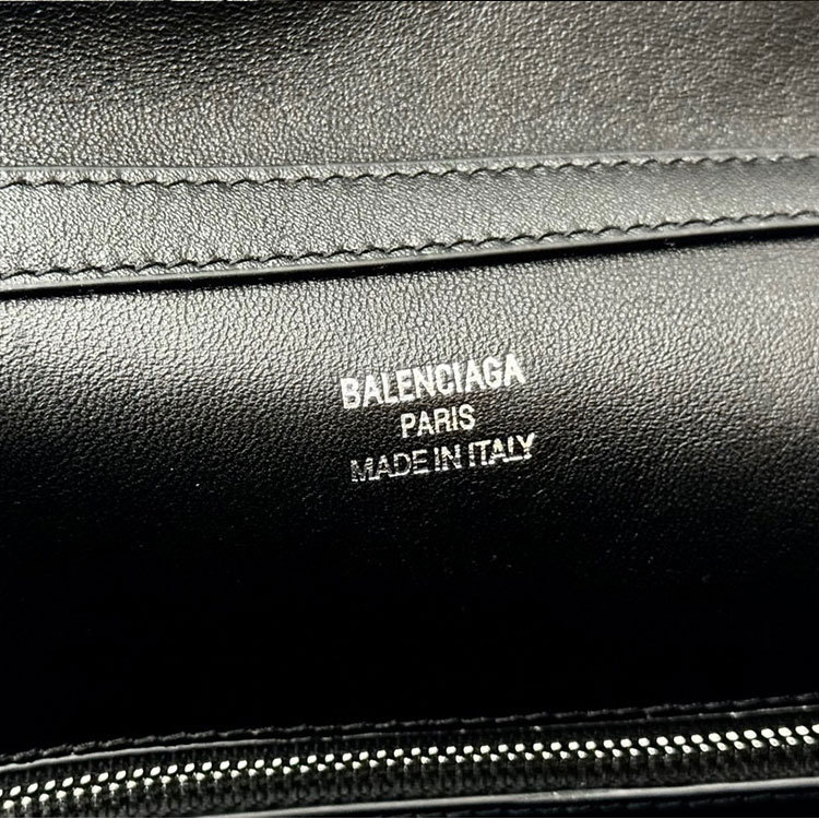 BALENCIAGA LARGE RODEO BAG
