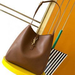 YSL LE 5 À 7 SUPPLE LARGE BAG