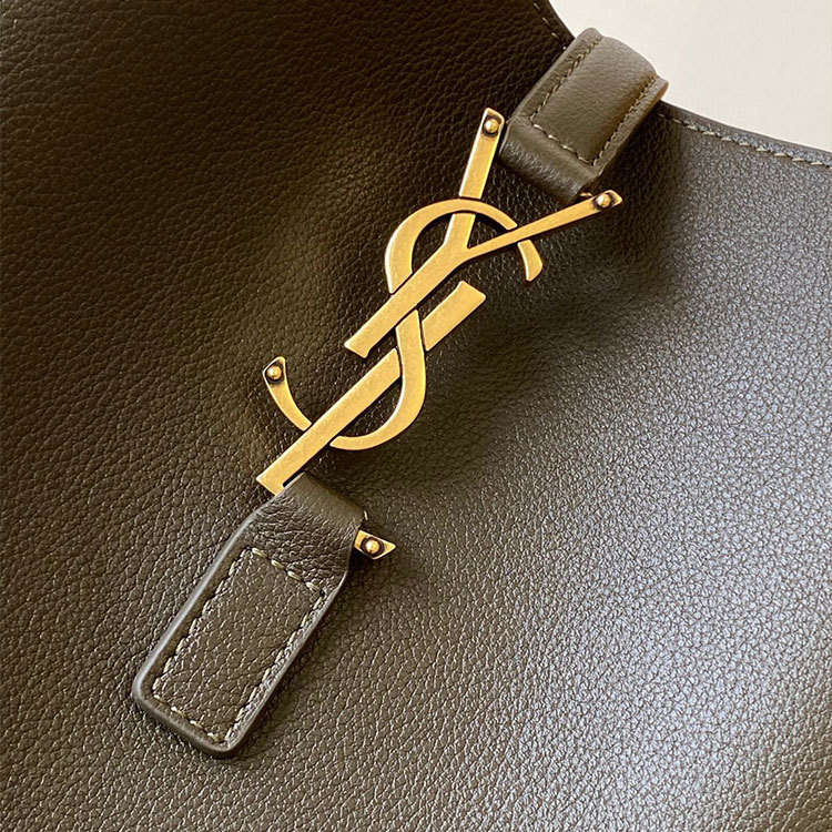 YSL LE 5 À 7 SUPPLE LARGE BAG