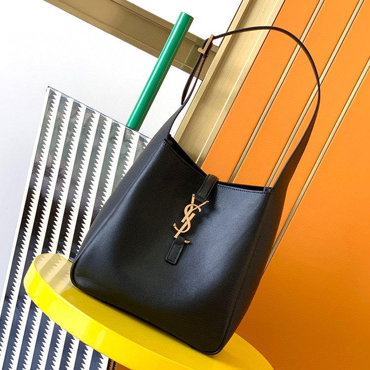 YSL LE 5 À 7 SUPPLE SMALL BAG