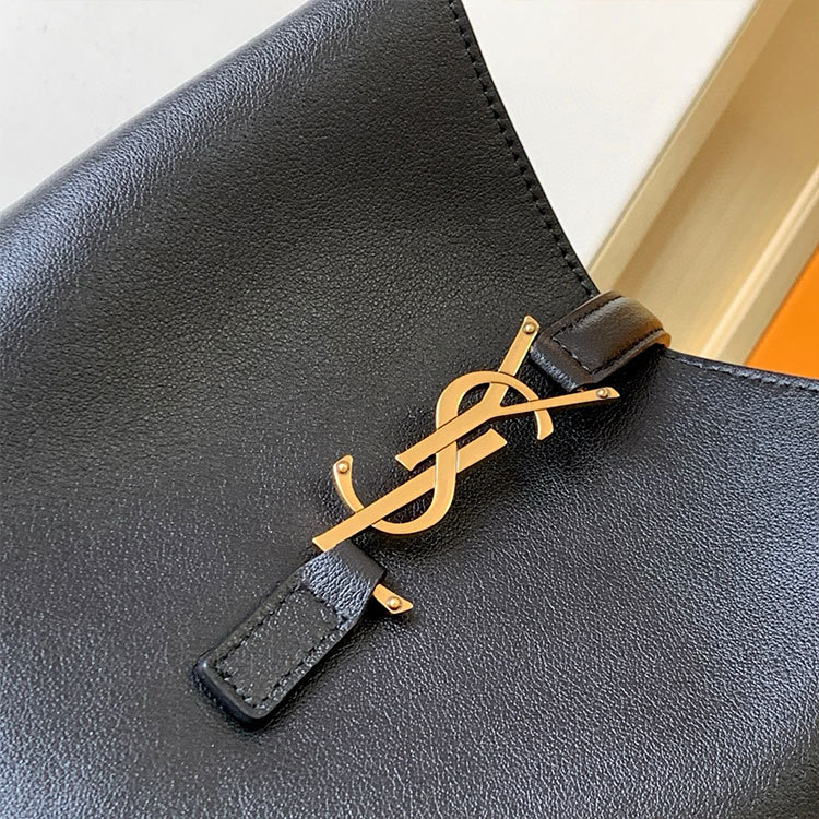 YSL LE 5 À 7 SUPPLE SMALL BAG