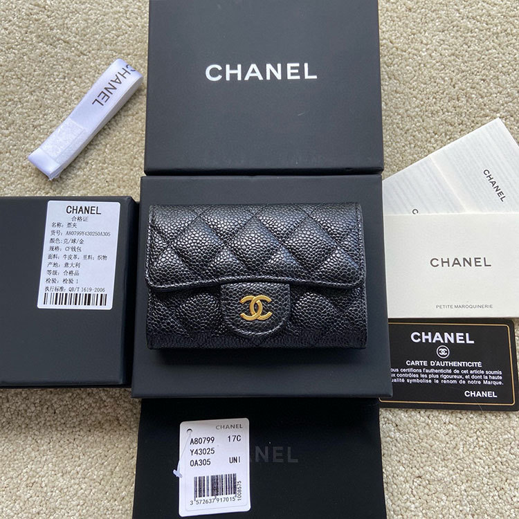 CHANEL Grain calf leather wallet