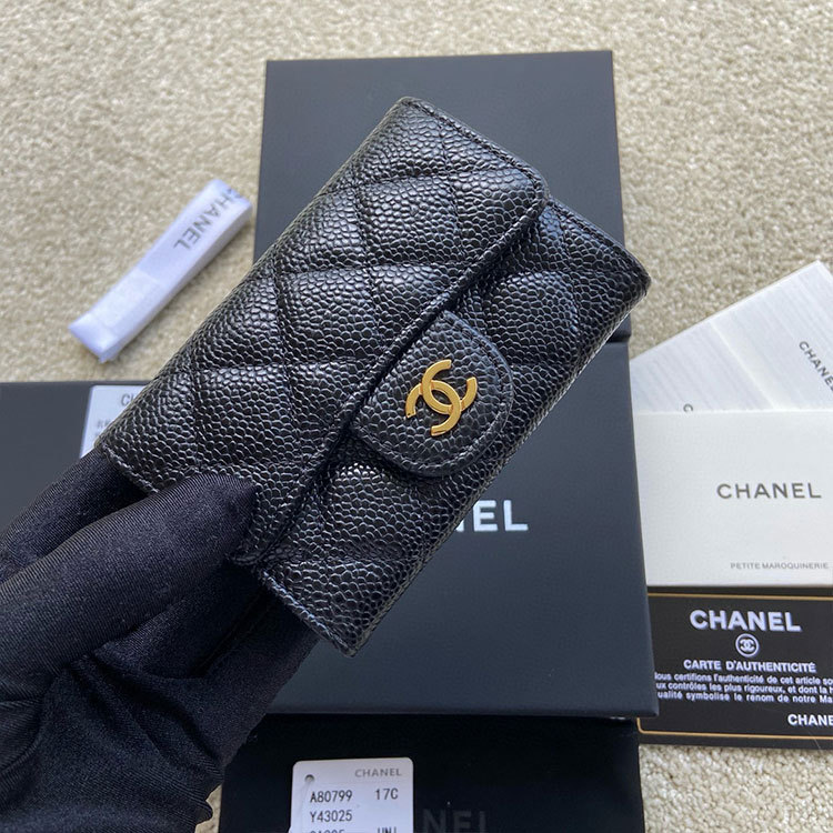 CHANEL Grain calf leather wallet