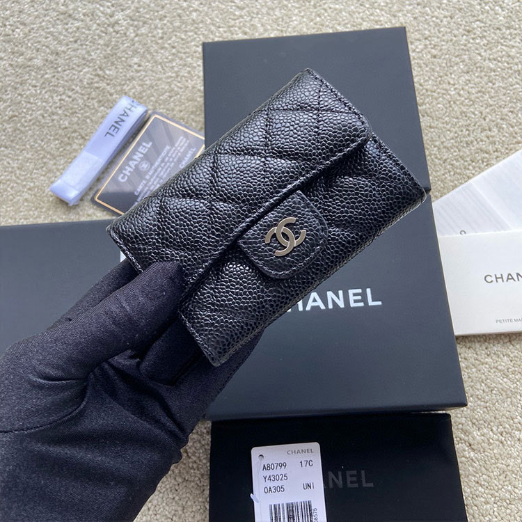 CHANEL Grain calf leather wallet