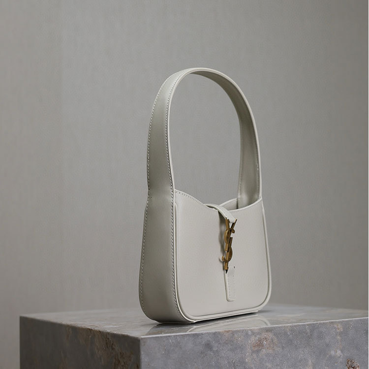 YSL MINI LE 5 À 7 Shoulder bag