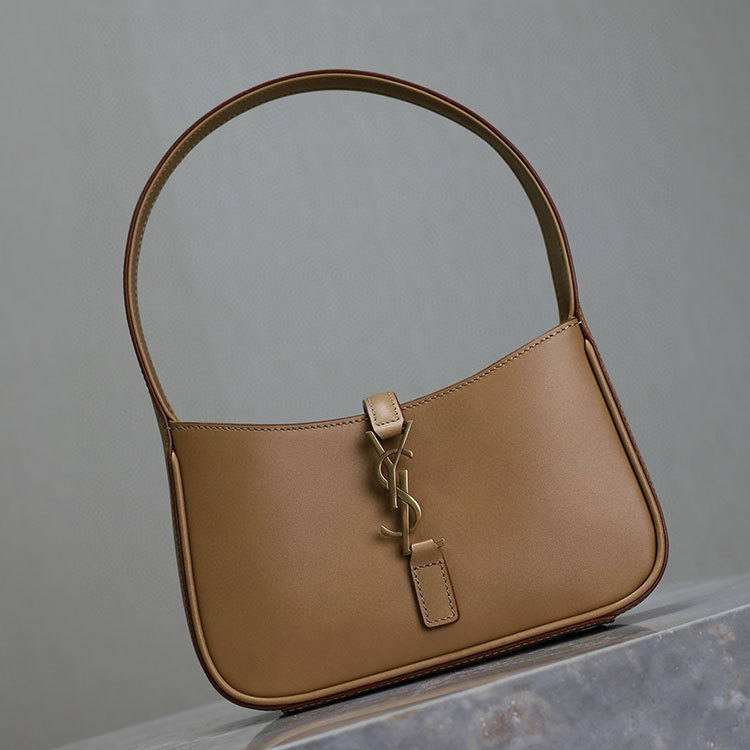 YSL MINI LE 5 À 7 Shoulder bag