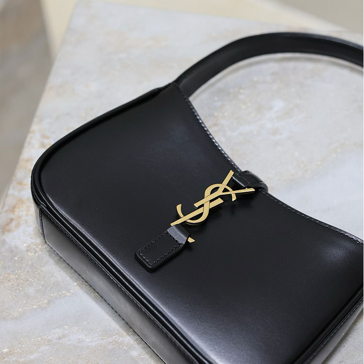 YSL MINI LE 5 À 7 Shoulder bag