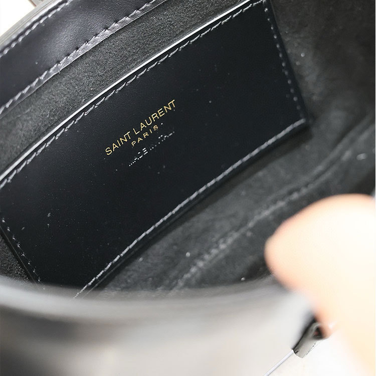 YSL MINI LE 5 À 7 Shoulder bag