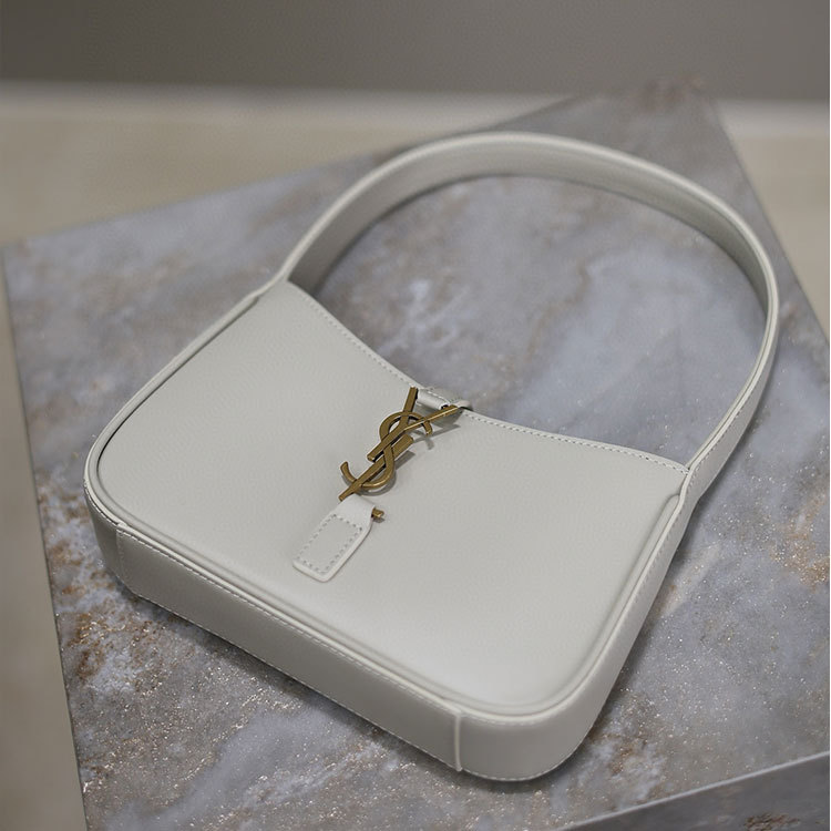 YSL MINI LE 5 À 7 Shoulder bag