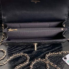 CHANEL Diamond Handle Handbag