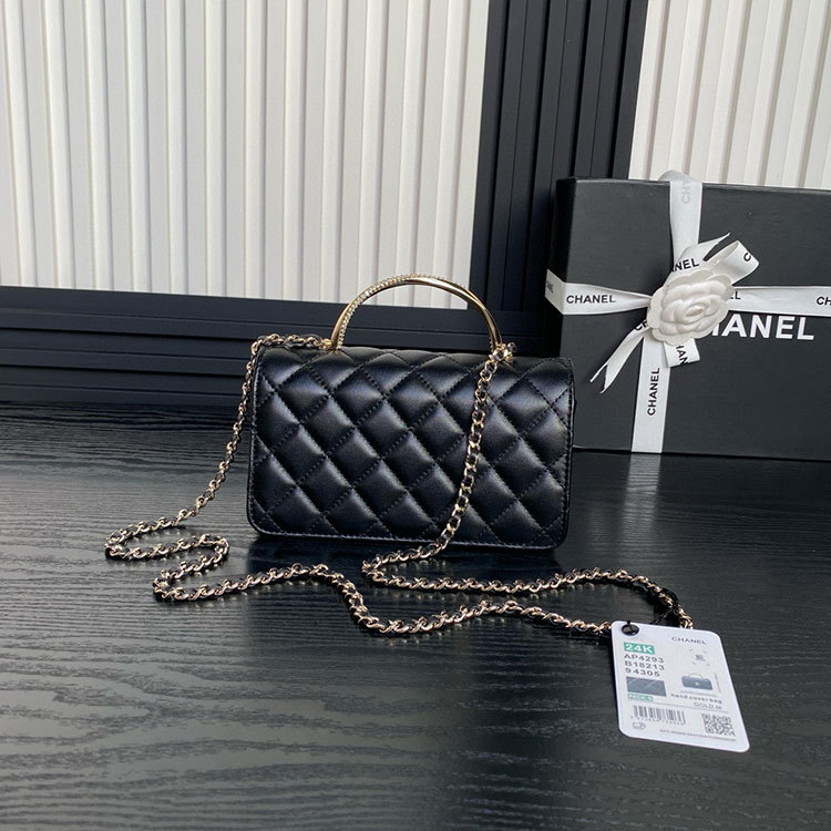 CHANEL Diamond Handle Handbag