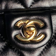 CHANEL Flap Bag