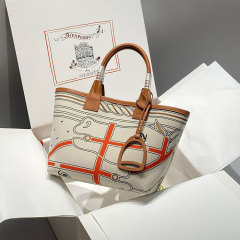 HERMES Steeple Tote Handbag