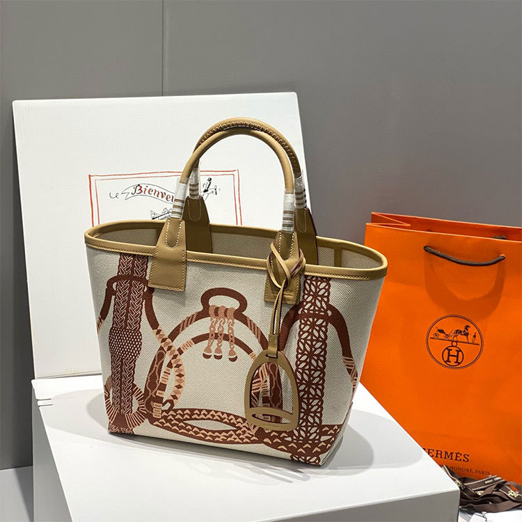 HERMES Steeple Tote Handbag