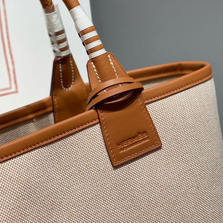 HERMES Steeple Tote Handbag