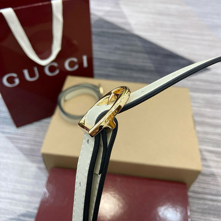 GUCCI 73 MINI BUCKET BAG