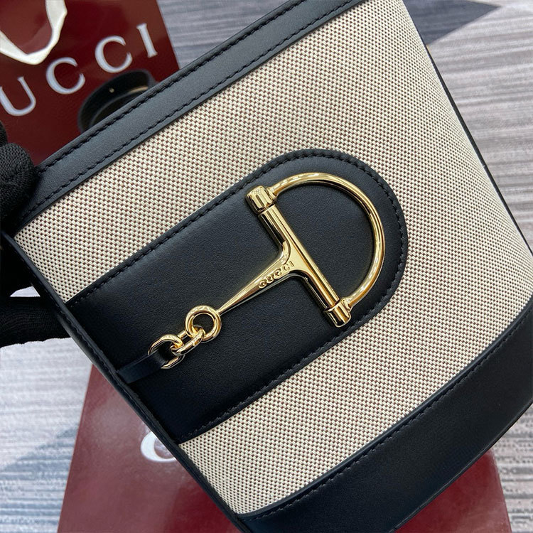 GUCCI 73 MINI BUCKET BAG