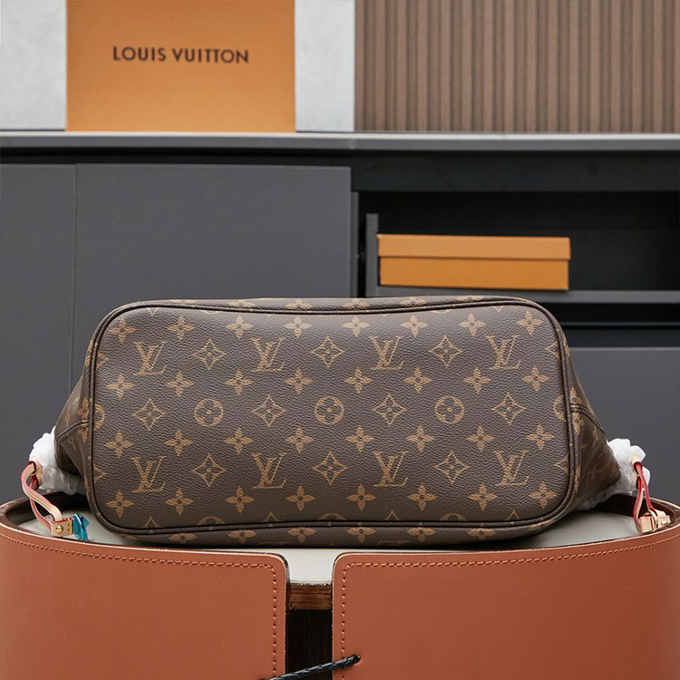 LV Neverfull Bandoulière Inside Out GM