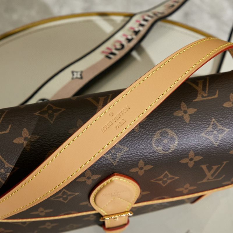 LV DIANE Handbag