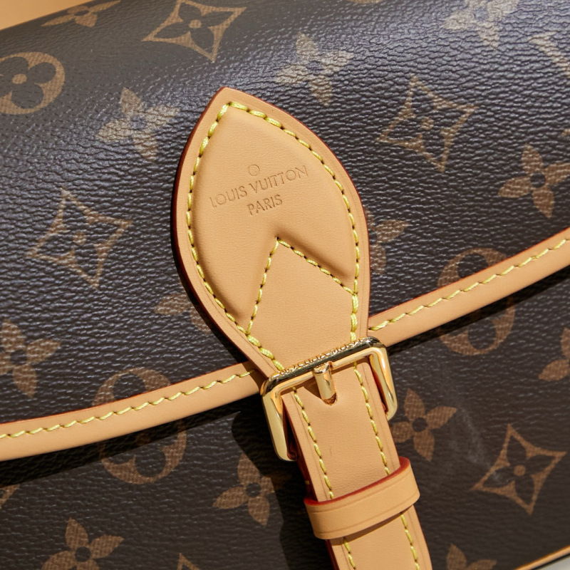LV DIANE Handbag