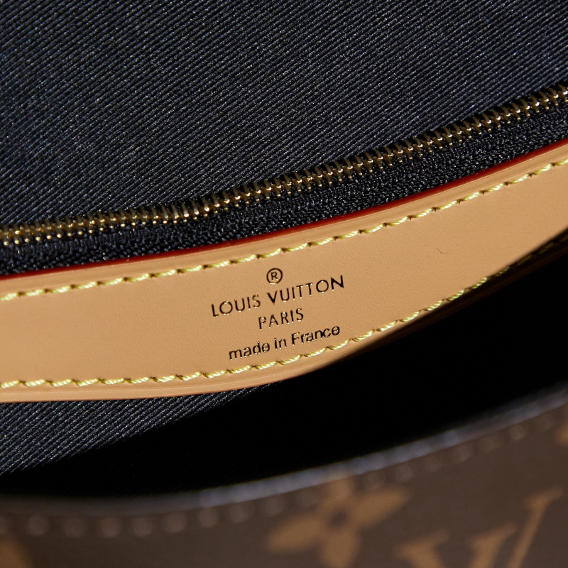 LV DIANE Handbag
